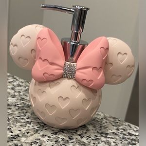 Disney Minnie Mouse Soap Dispenser Pink Heart Printed